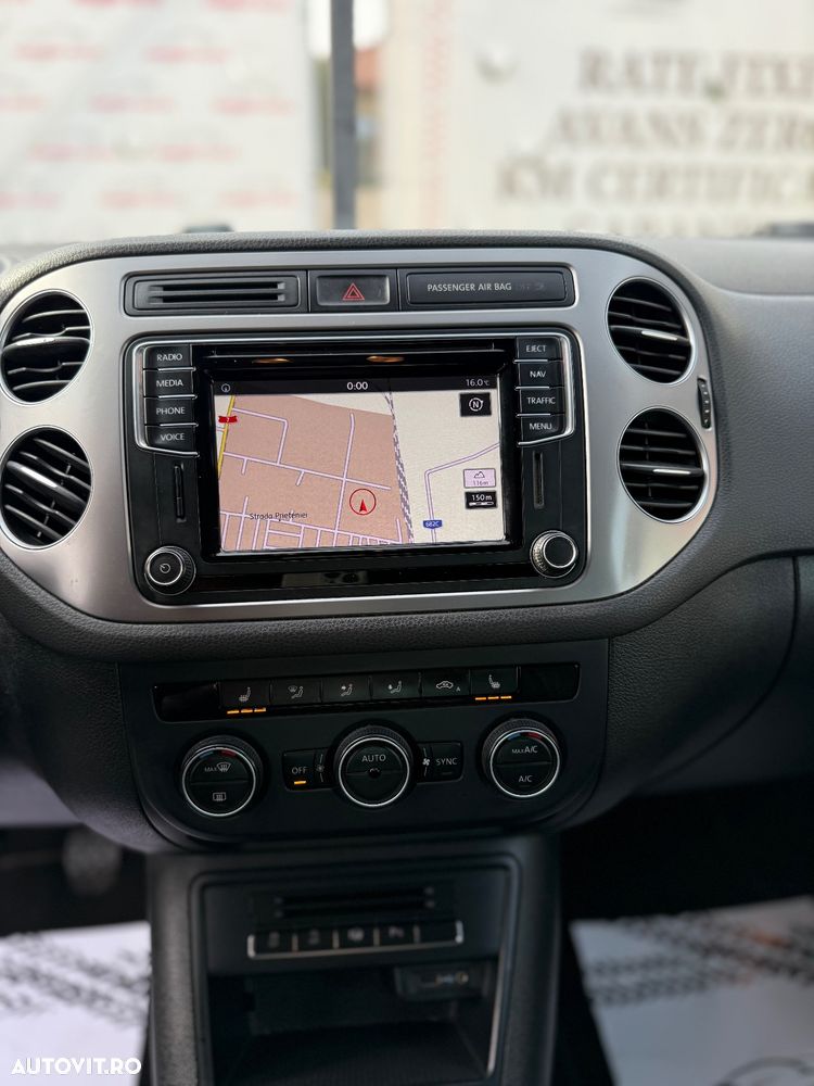 Volkswagen Tiguan - 26