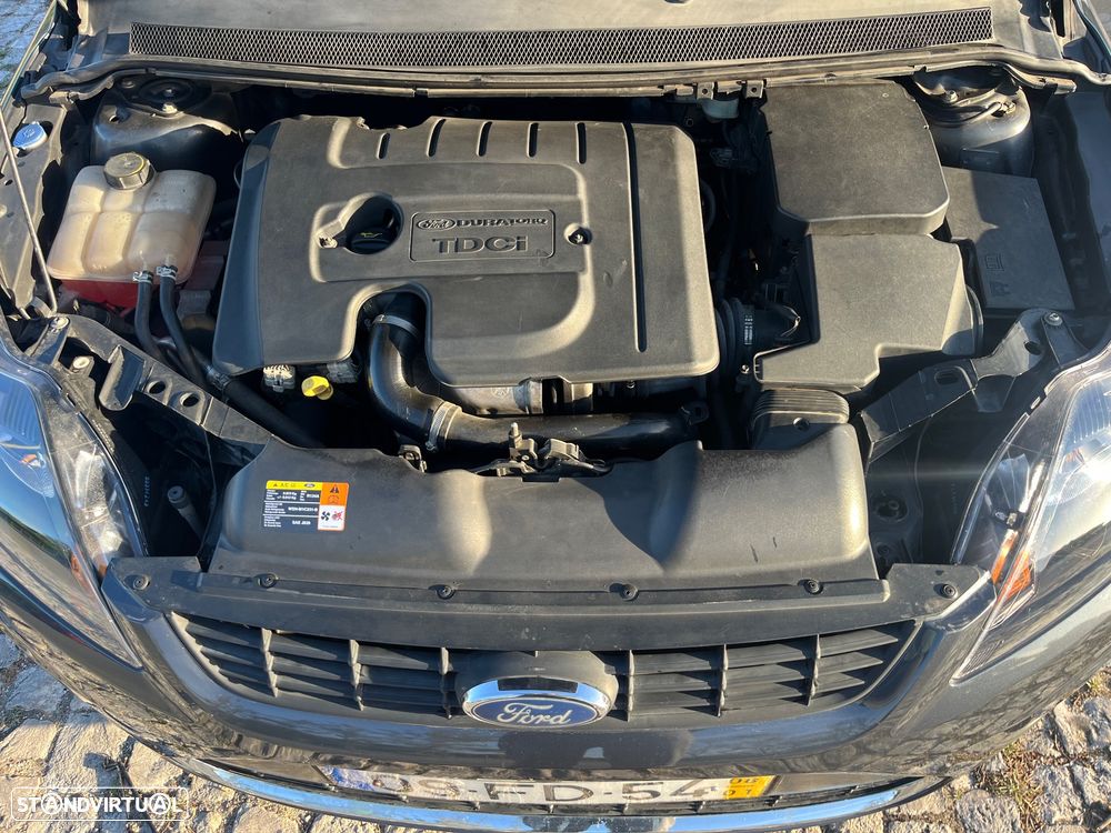 Ford Focus SW - 25