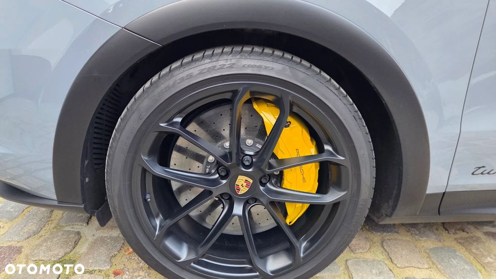 Porsche Cayenne Turbo GT - 9