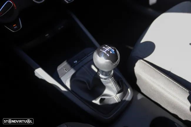Kia Stonic 1.0 T-GDI Drive - 15