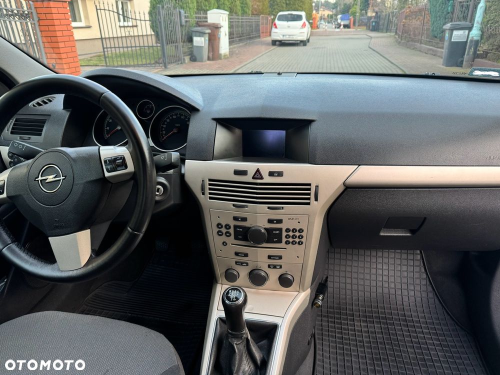 Opel Astra - 16
