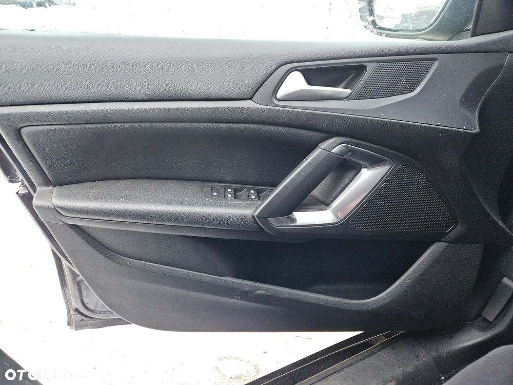 Fotele kanapa skóra skórzane boczki Peugeot 308 II T9 kombi SW 2015r EKUD - 7