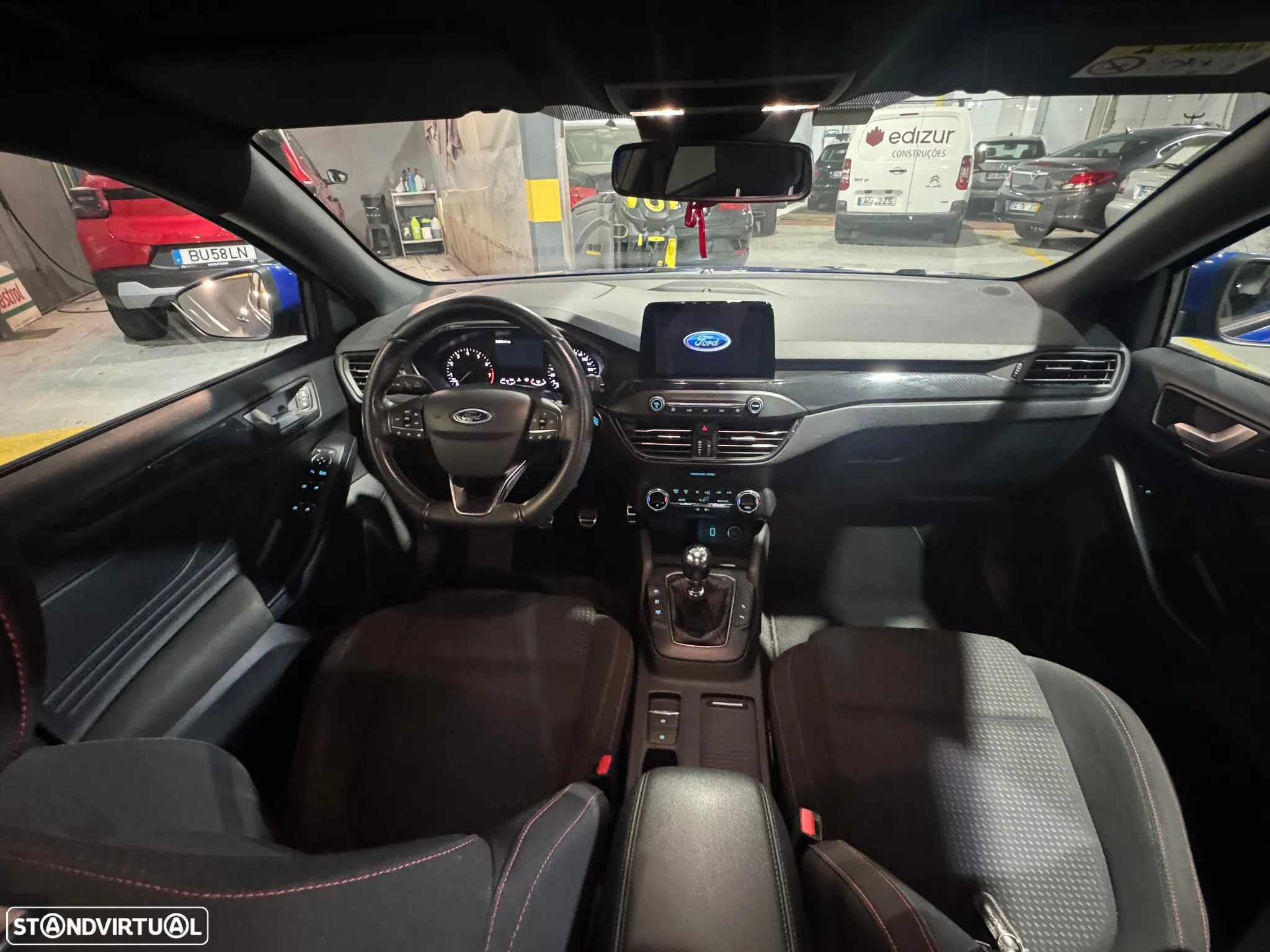 Ford Focus 1.0 EcoBoost MHEV ST-Line - 17