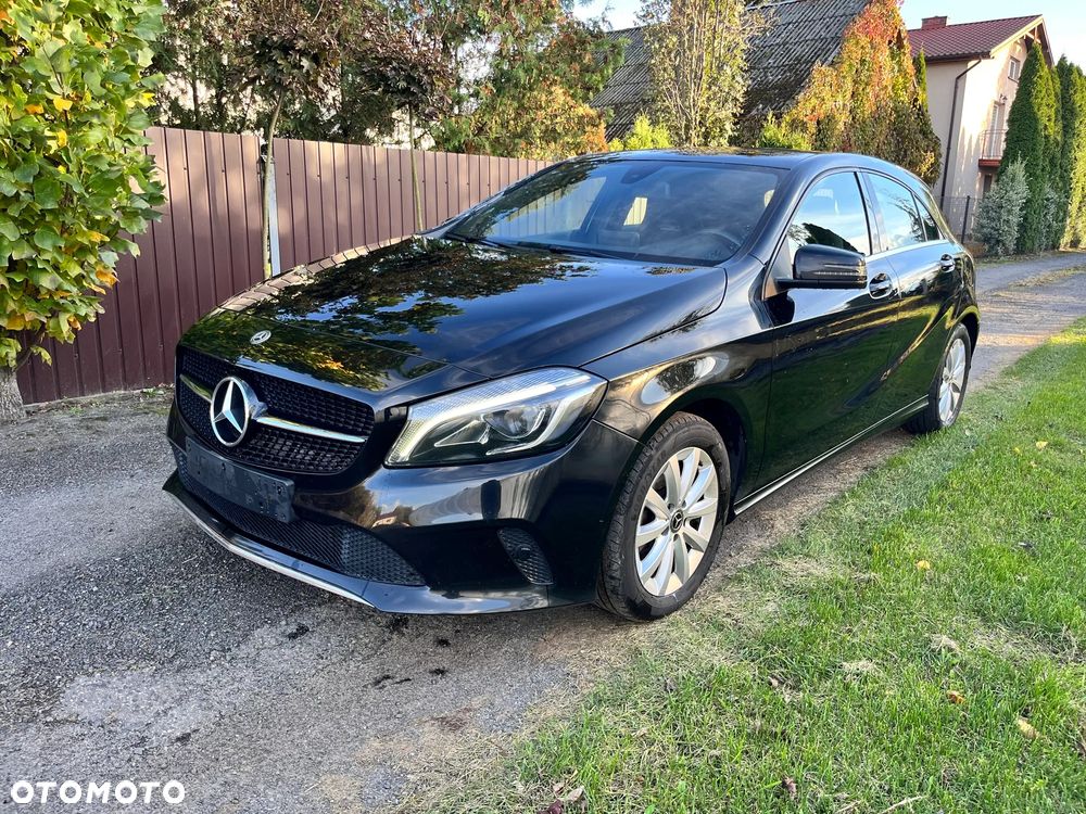 Mercedes-Benz Klasa A 180 7G-DCT - 1