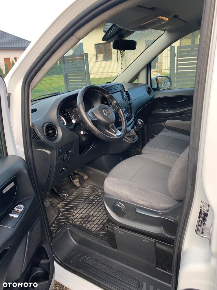 Mercedes-Benz Vito - 10