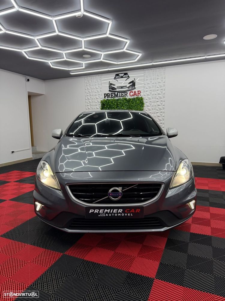 Volvo V40 2.0 D2 R-Design - 4