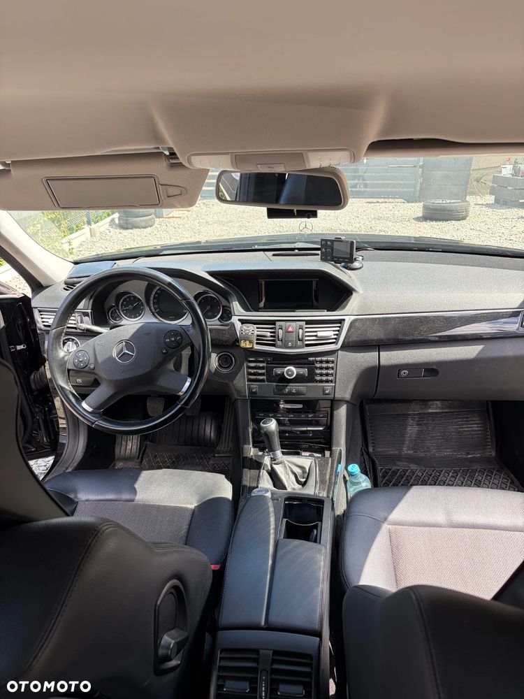 Mercedes-Benz Klasa E 200 CDI BlueEff Avantgarde - 8