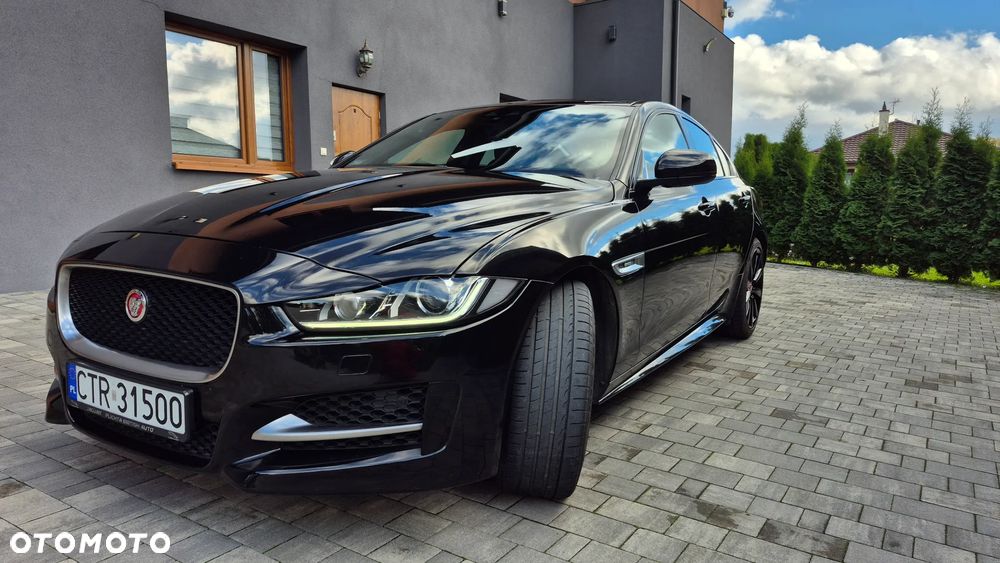 Jaguar XE - 5
