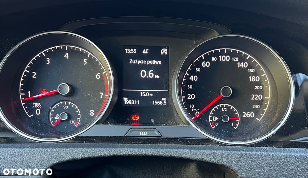 Volkswagen Golf VII 1.4 TSI BMT Highline DSG - 11