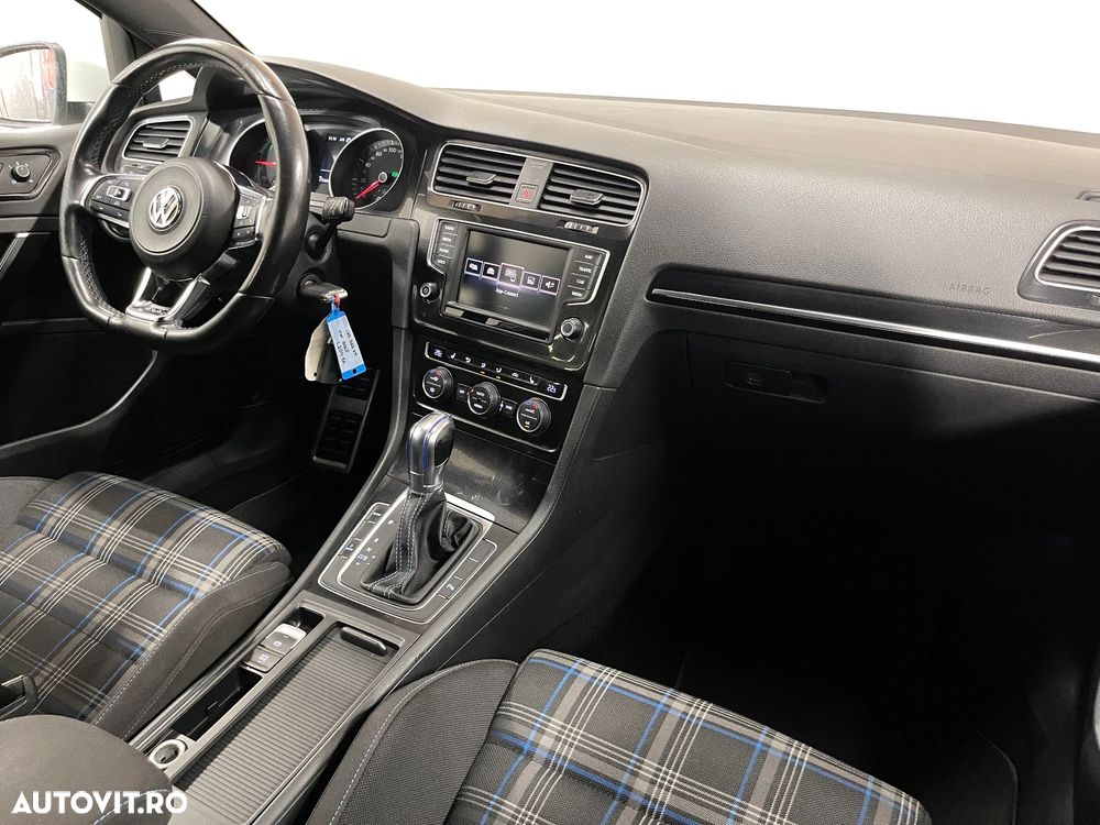 Volkswagen Golf 1.4 GTE Plug-In-Hybrid DSG - 10