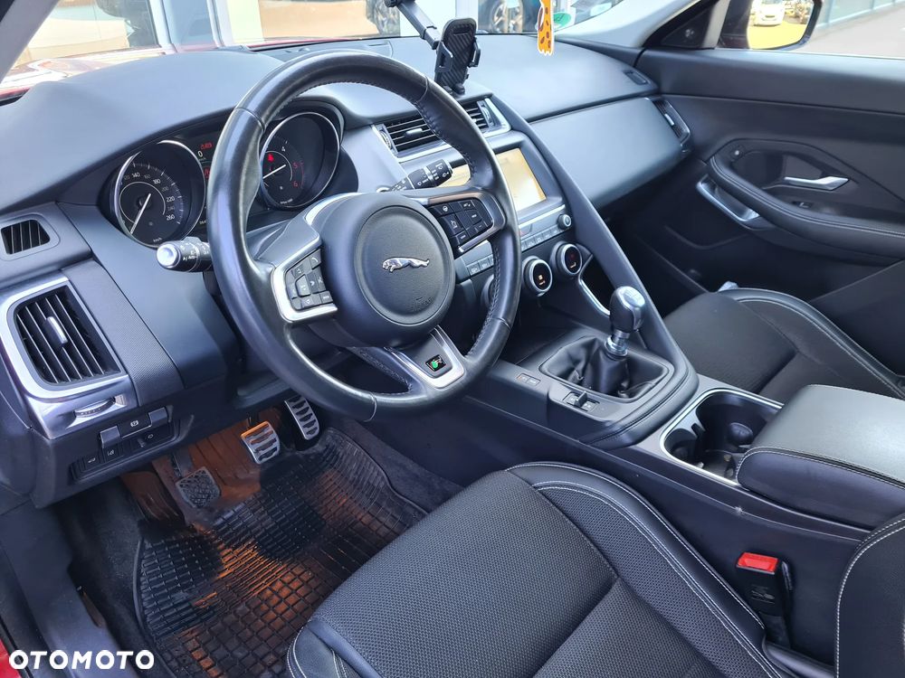 Jaguar E-Pace D150 R-Dynamic - 6