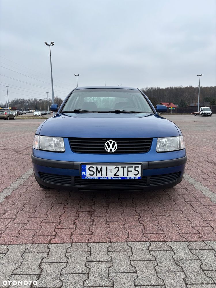 Volkswagen Passat - 5