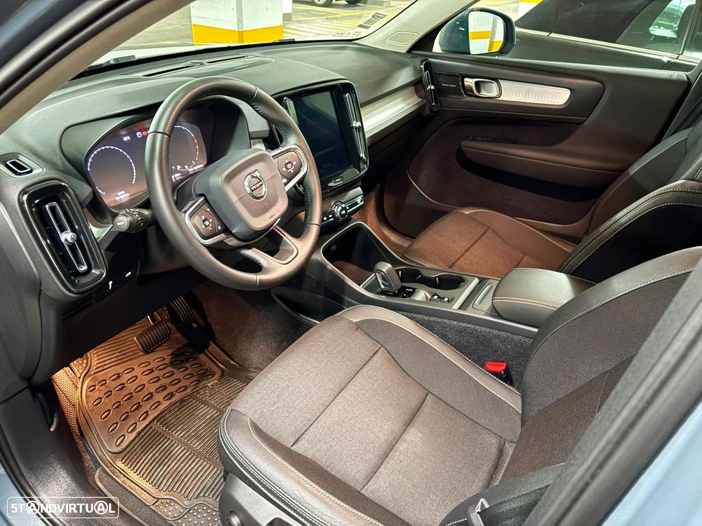 Volvo XC 40 1.5 T3 Momentum Plus Geartronic - 7