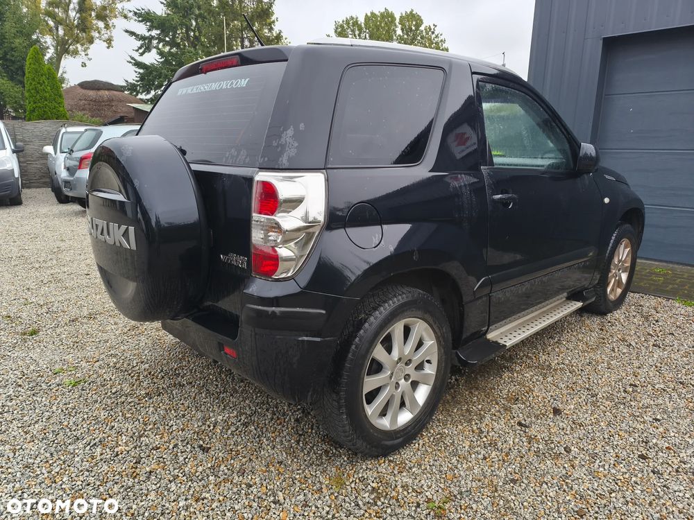 Suzuki Grand Vitara 1.6 Black&White - 6