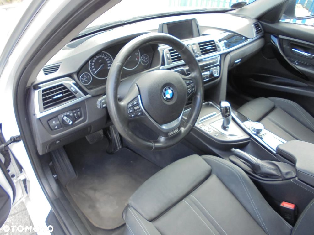 BMW Seria 3 320d Edition M Sport Shadow - 8