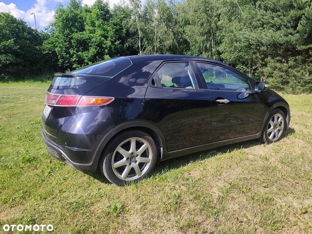 Honda Civic 1.8 Executive - 7