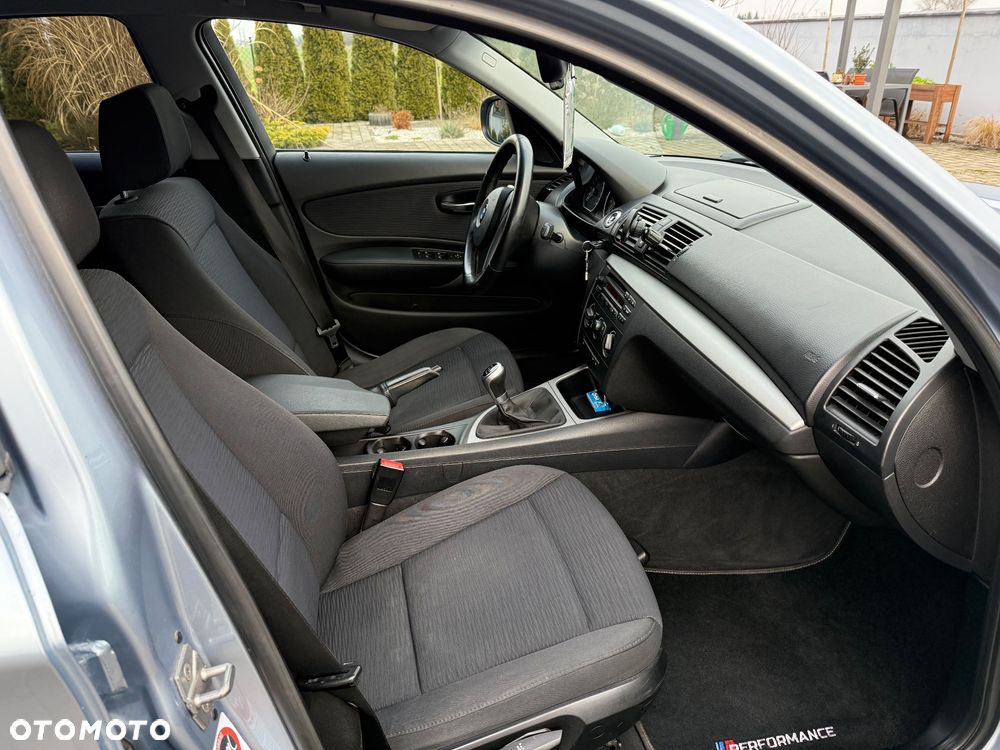 BMW Seria 1 116i - 18