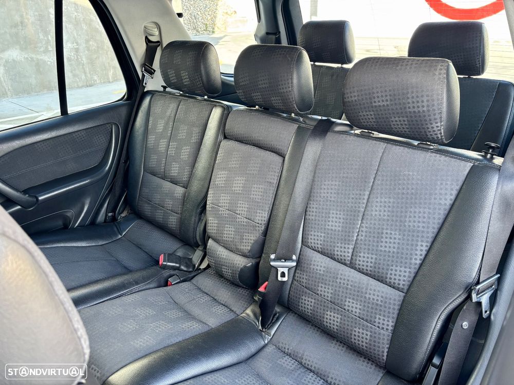 Mercedes-Benz ML 270 - 31