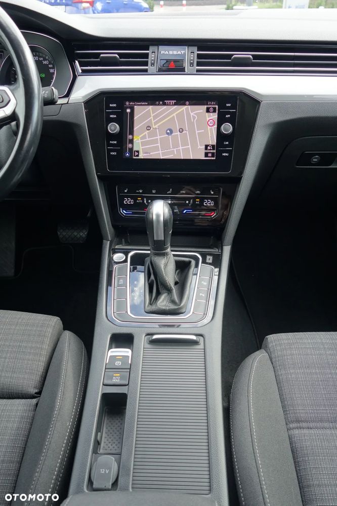 Volkswagen Passat 2.0 TDI EVO Business DSG - 13