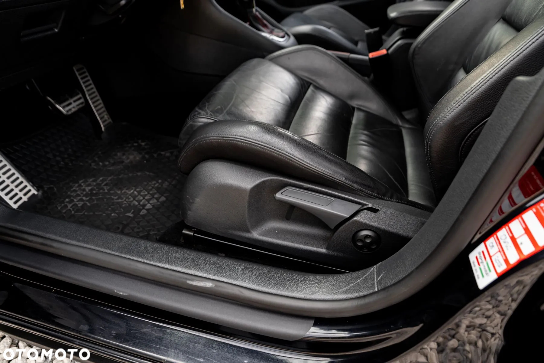 Volkswagen Golf 2.0 GTI DSG - 18