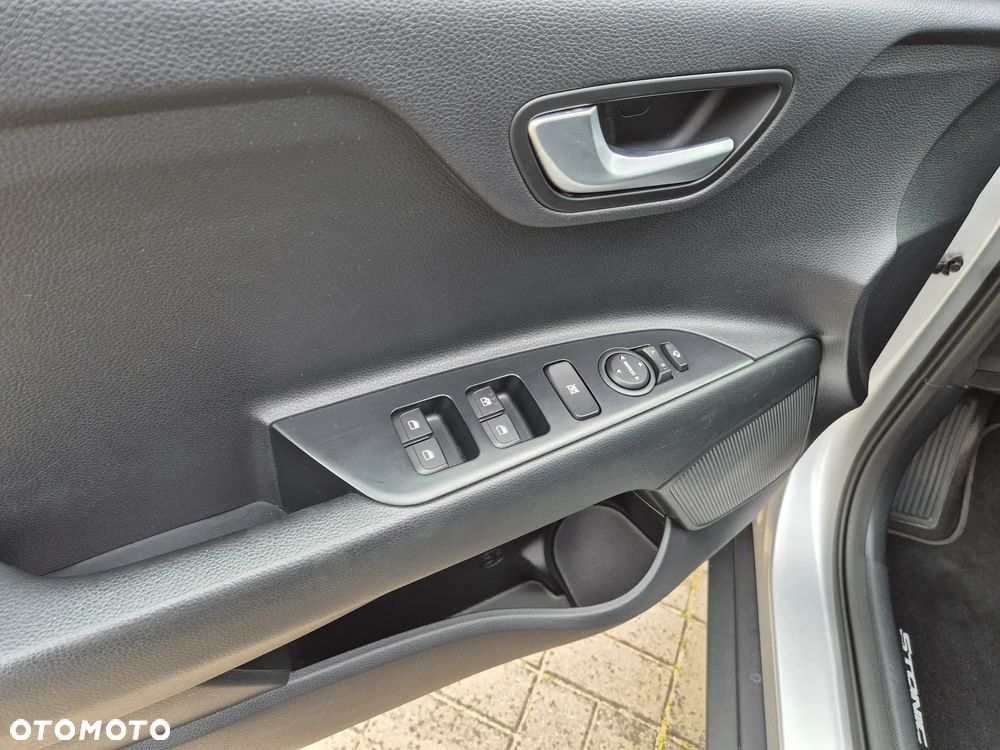 Kia Stonic 1.6 CRDi XL - 16