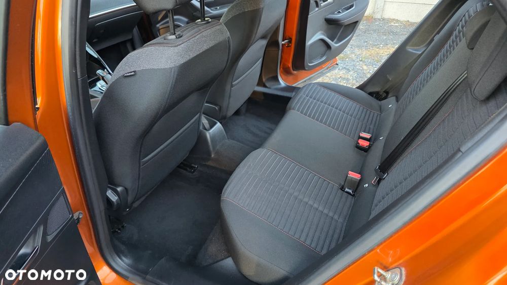 Peugeot 2008 PureTech 130 EAT8 Active Pack - 10