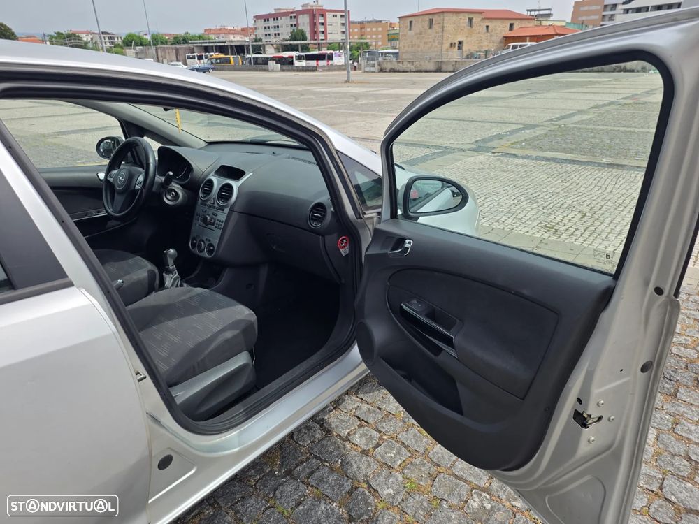 Opel Corsa - 10