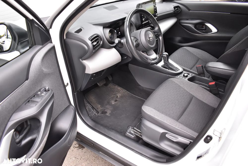 Toyota Yaris 1.5 VVT-i HSD Exclusive Style - 17