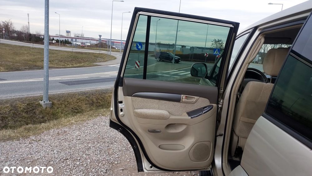 Toyota Land Cruiser - 9