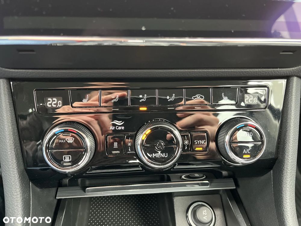 Skoda Superb 2.0 TDI SCR 4x4 Ambition DSG - 29