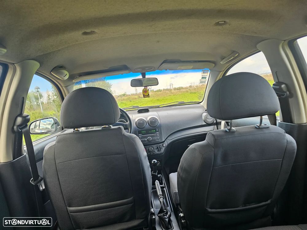 Chevrolet Aveo 1.2 LT - 27