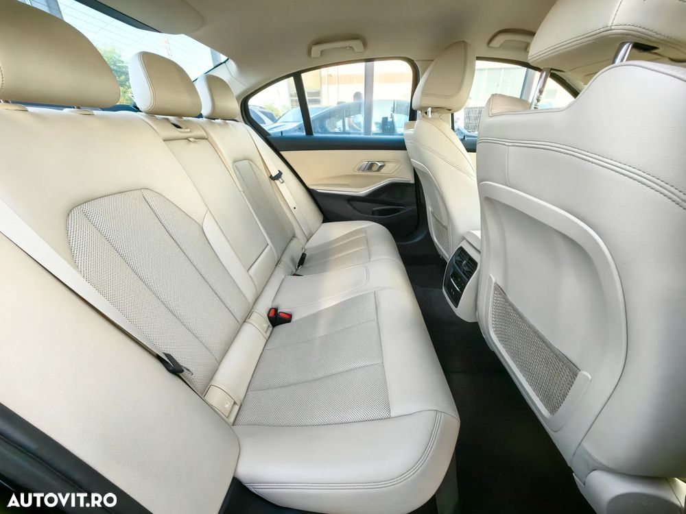 BMW Seria 3 316d AT MHEV - 8