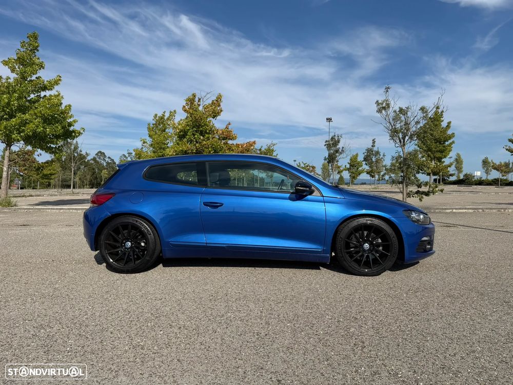 VW Scirocco 2.0 TSI Sport DSG - 2