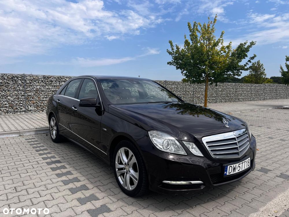 Mercedes-Benz Klasa E 350 CDI 4-Matic BlueEff Avantgarde - 1