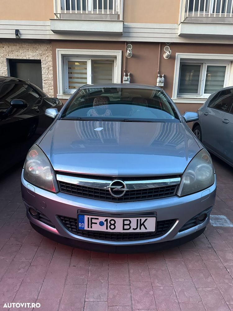 Opel Astra 1.4i Cosmo - 1