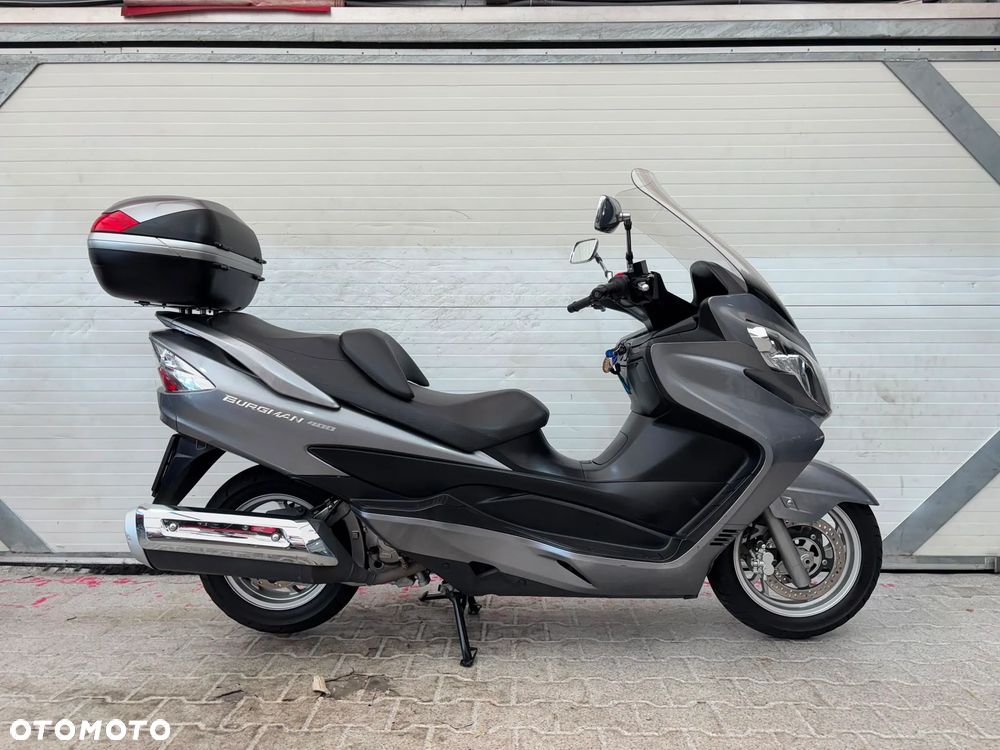 Suzuki Burgman - 4