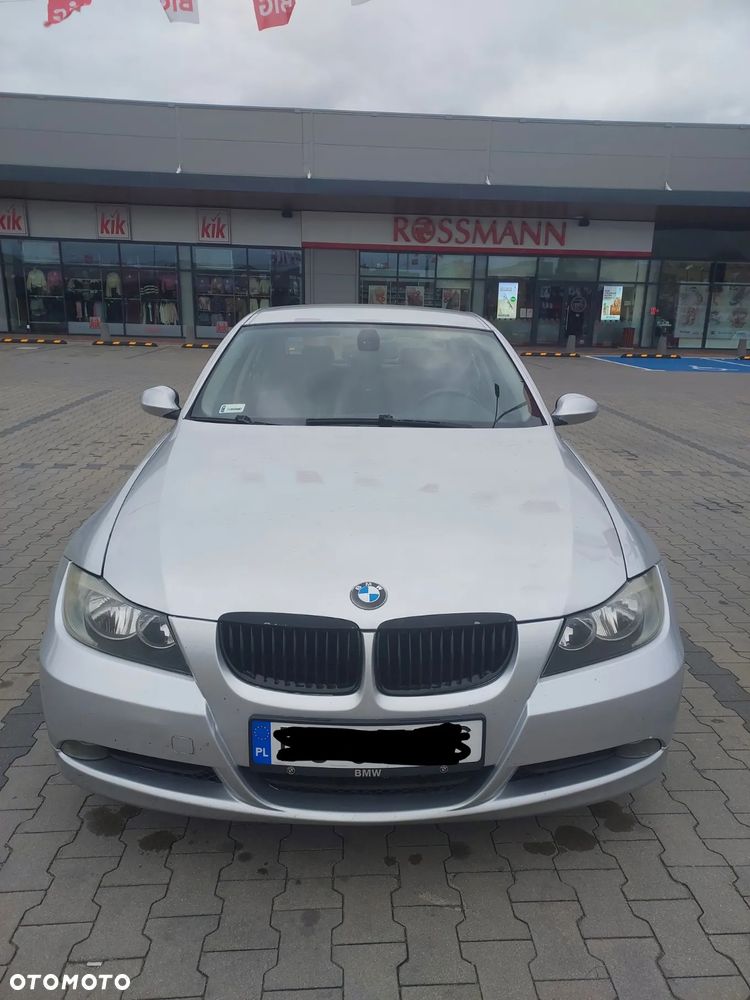 BMW Seria 3 318d - 5