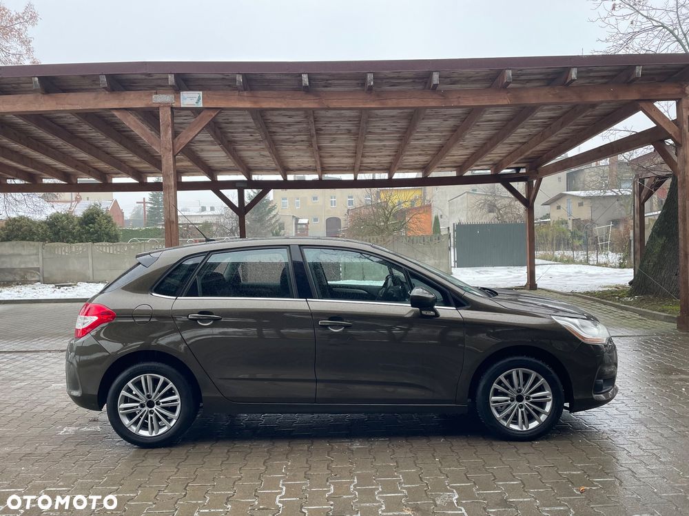 Citroën C4 HDi 110 Exclusive - 10