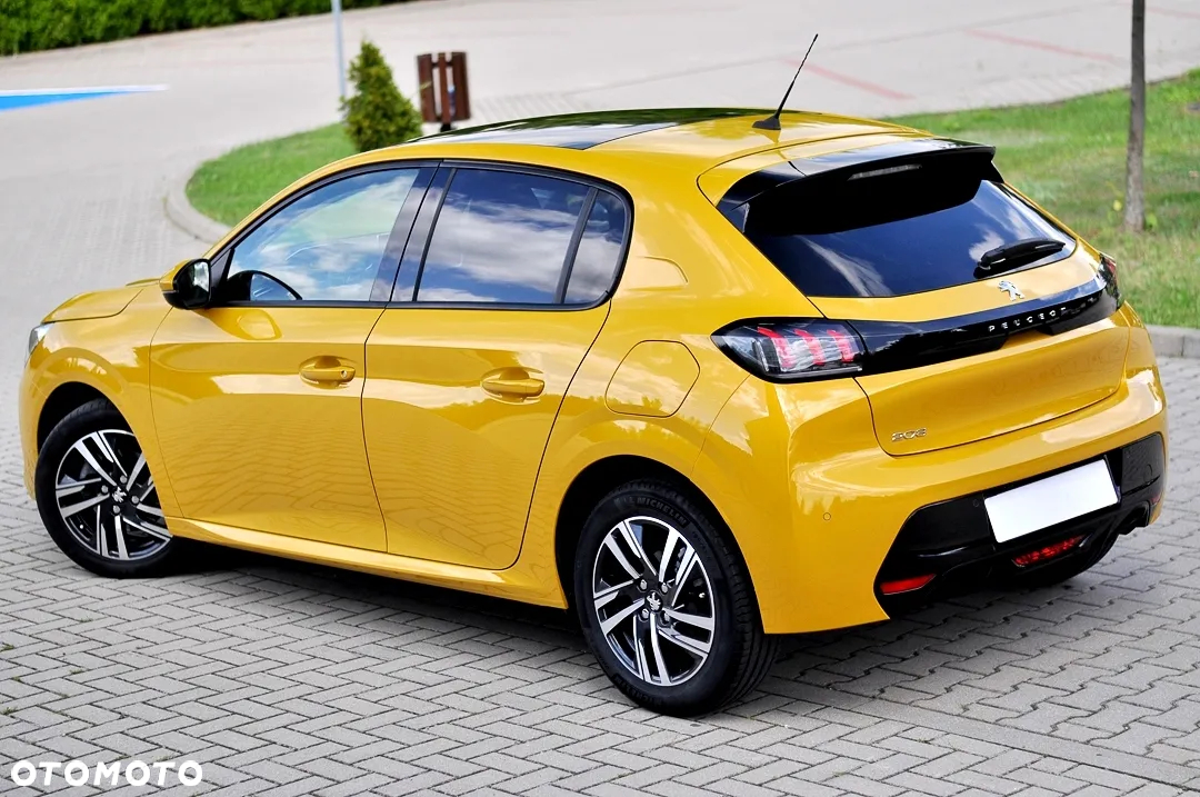 Peugeot 208 1.2 PureTech Allure S&S - 10