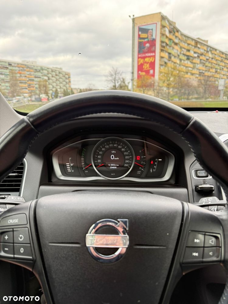 Volvo XC 60 D4 Drive-E Base - 11