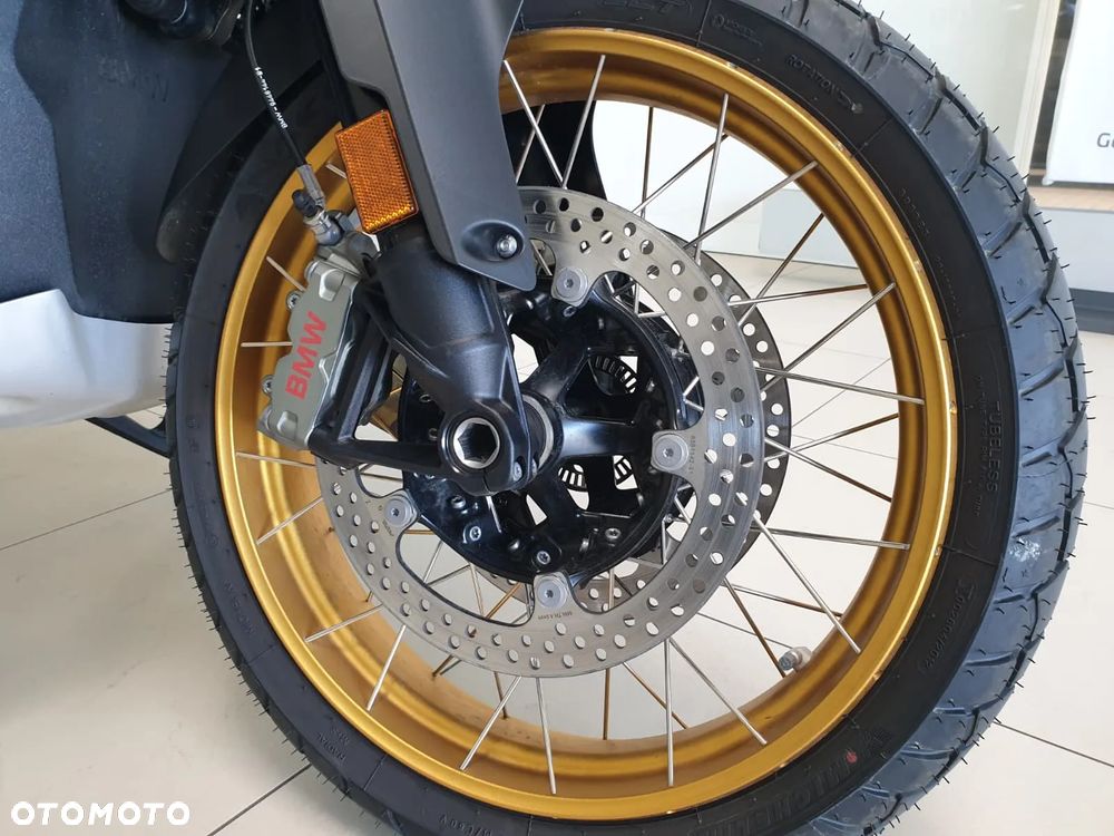 BMW R - 24