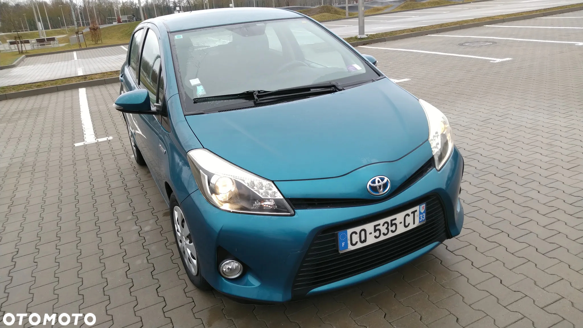 Toyota Yaris Hybrid 1.5 VVT-i Comfort - 5