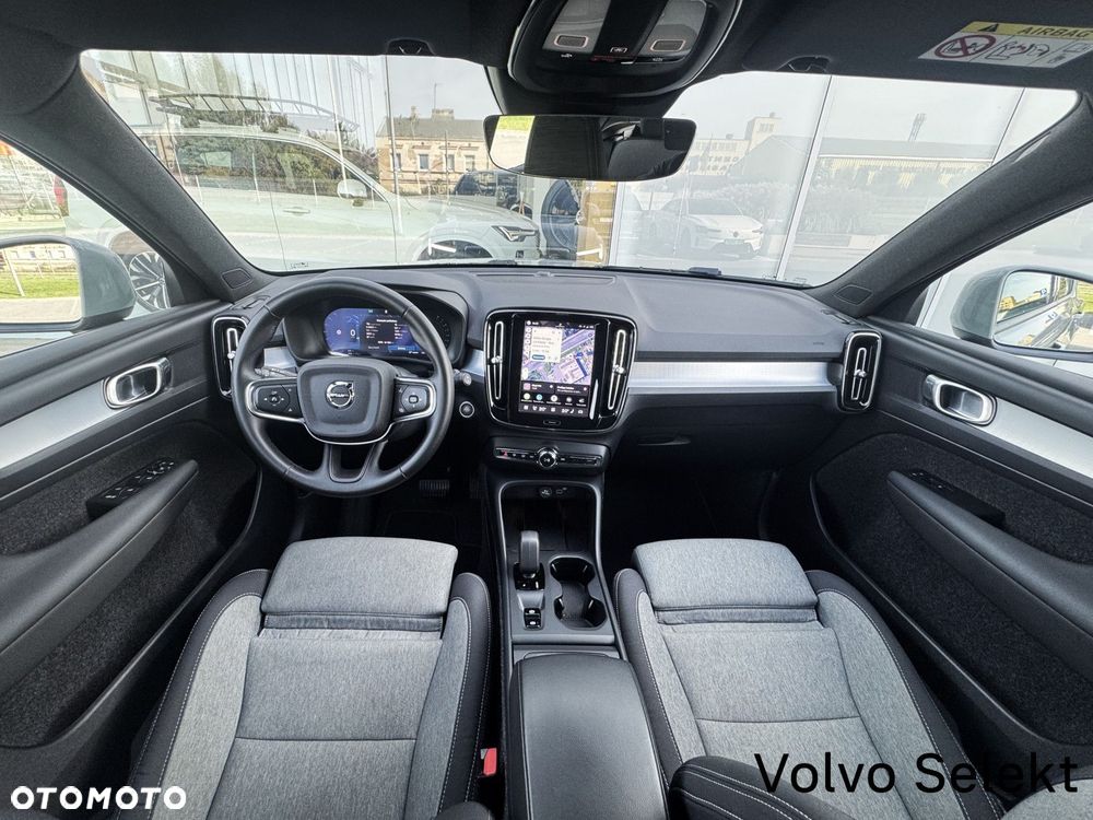 Volvo XC 40 - 29