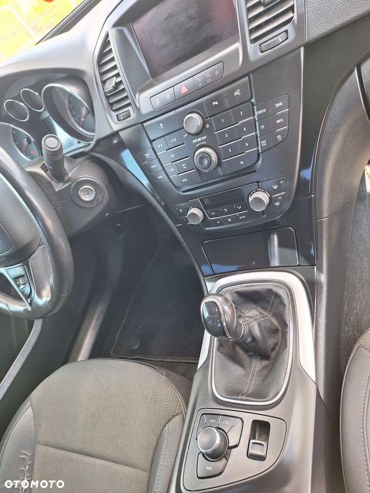Opel Insignia - 21