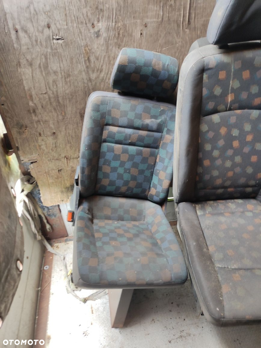 Mercedes sprinter Vito siedzenie kanapa fotel kurnik owiewka dach - 7