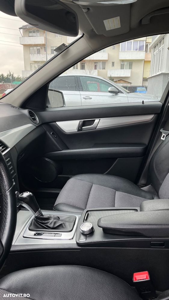 Mercedes-Benz C - 7