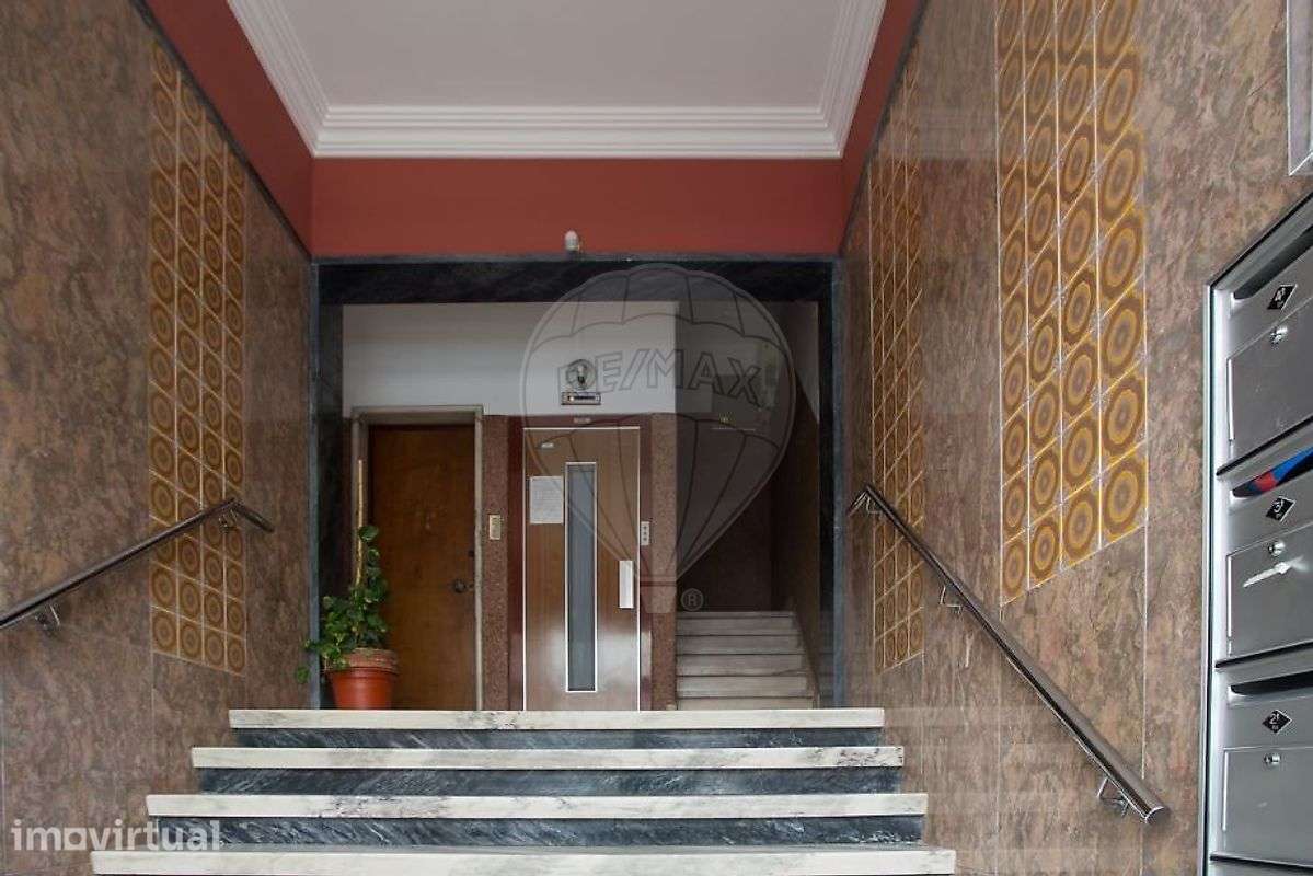 Apartamento T1 para arrendamento - Grande imagem: 2/19
