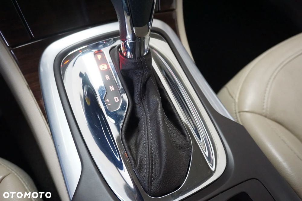 Opel Insignia 2.0 CDTI Automatik - 33