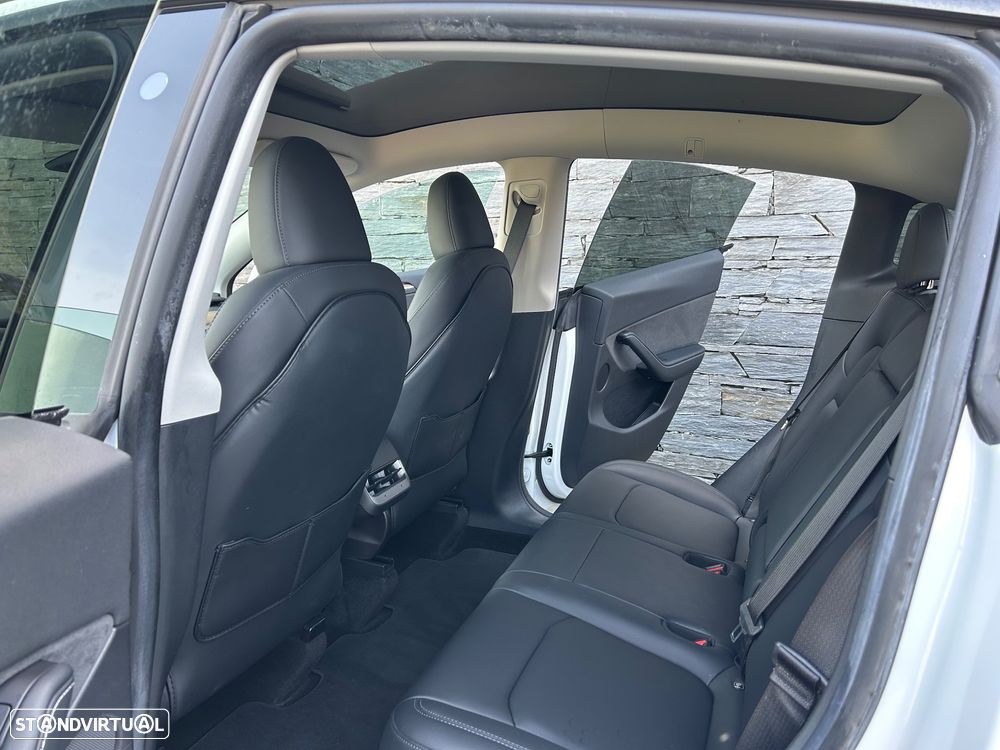 Tesla Model Y Tração Traseira - 15