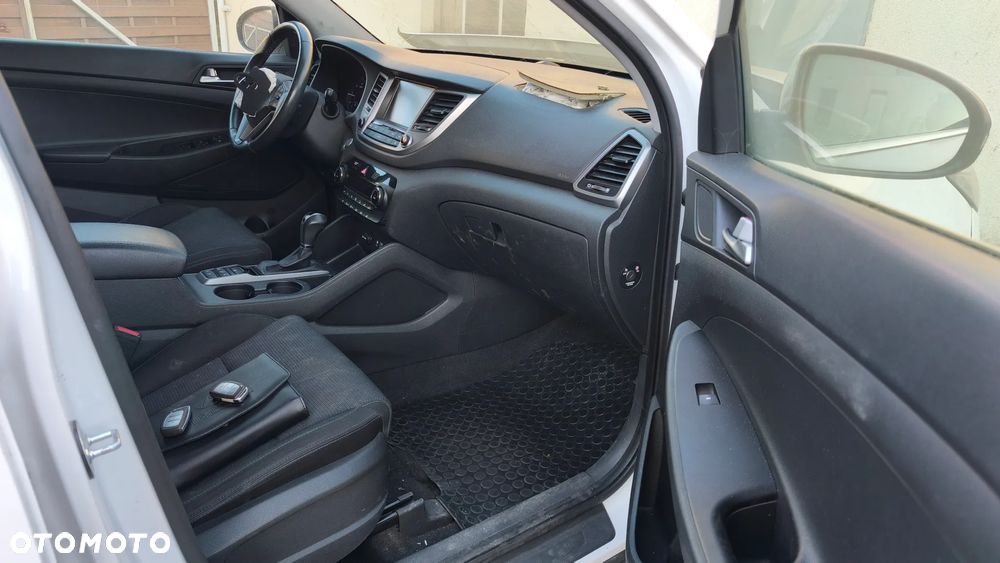 Hyundai Tucson blue 1.7 CRDi 2WD DCT Passion Plus - 16